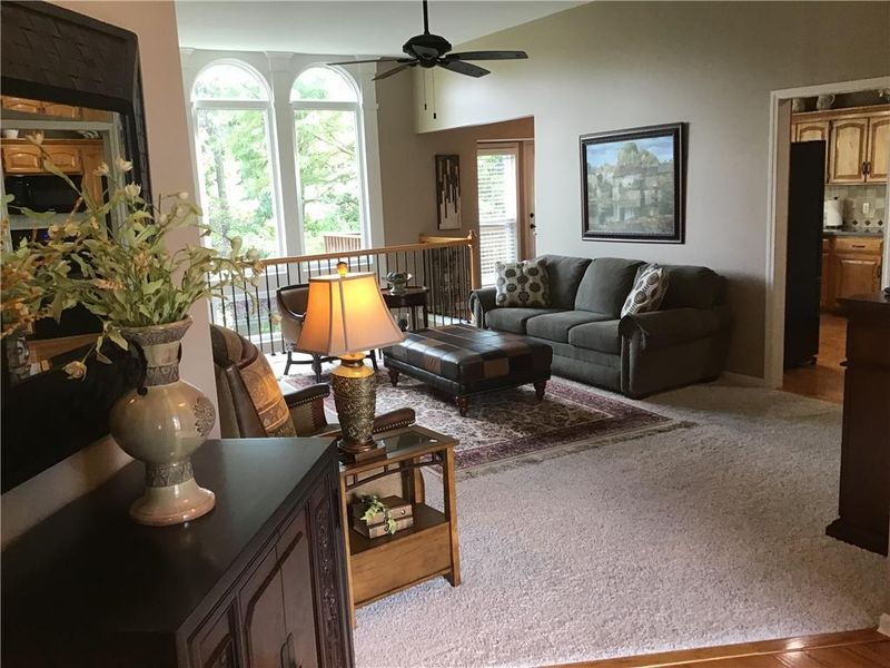 9501 NW 86th Ter, Kansas City, MO 64153