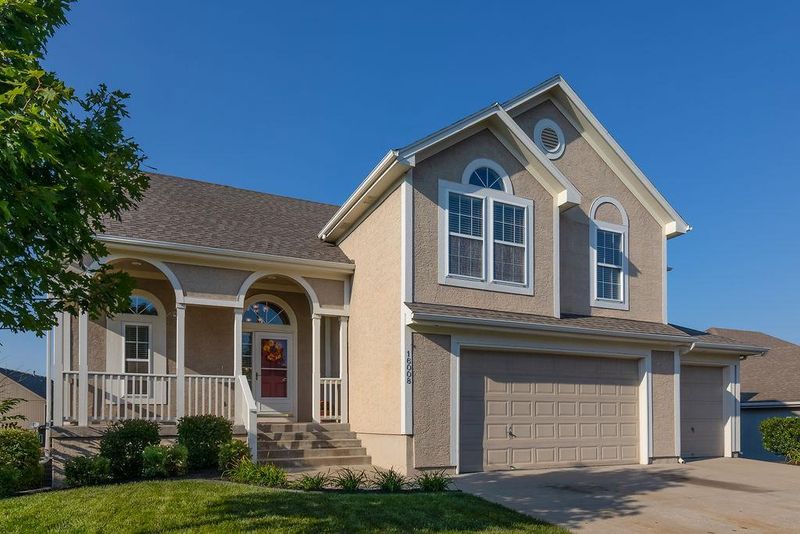 16008 E 78th St, Kansas City, MO 64139