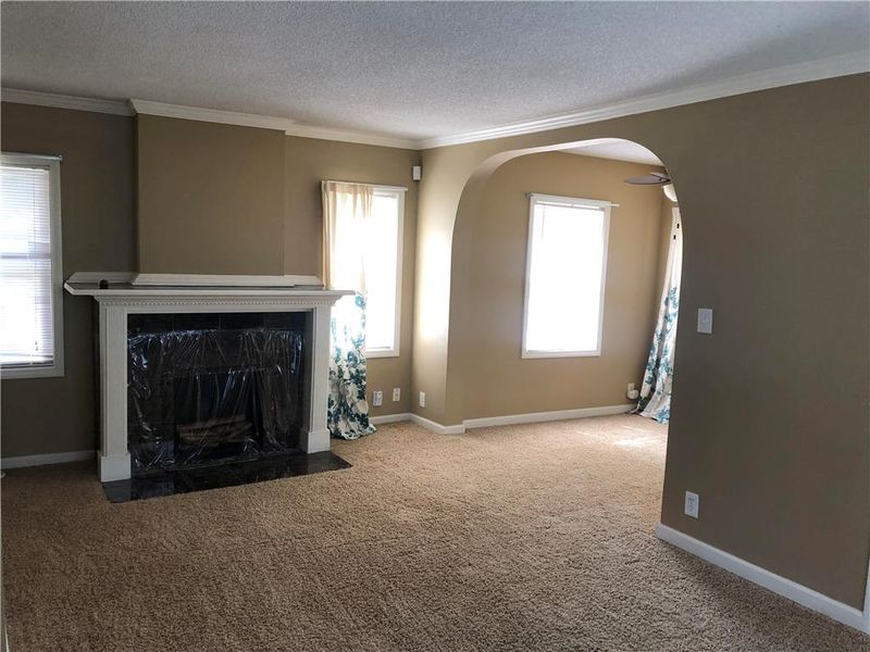 1403 E 76th St, Kansas City, MO 64131