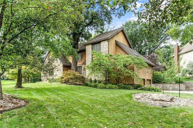 12002 Bluejacket St, Overland Park, KS 66213