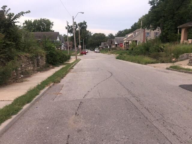 4539 S Benton Ave, Kansas City, MO 64130