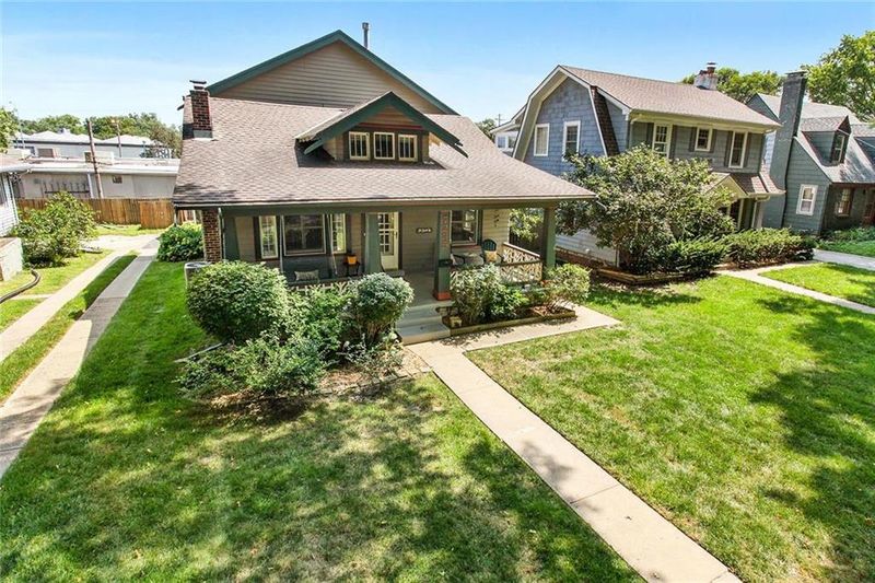 7235 Washington St, Kansas City, MO 64114