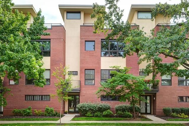 4539 Washington St, Kansas City, MO 64111