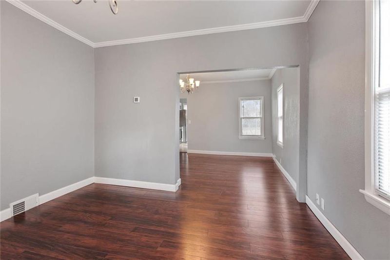 513 Montgall Ave, Kansas City, MO 64124