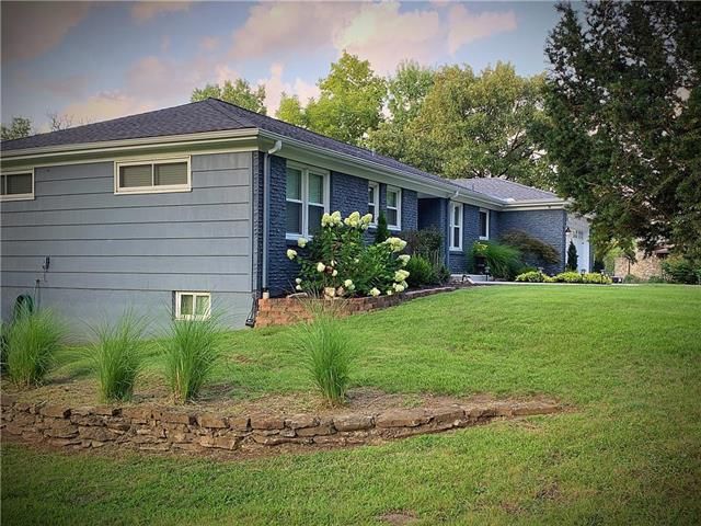 1416 E 108th Ter, Kansas City, MO 64131