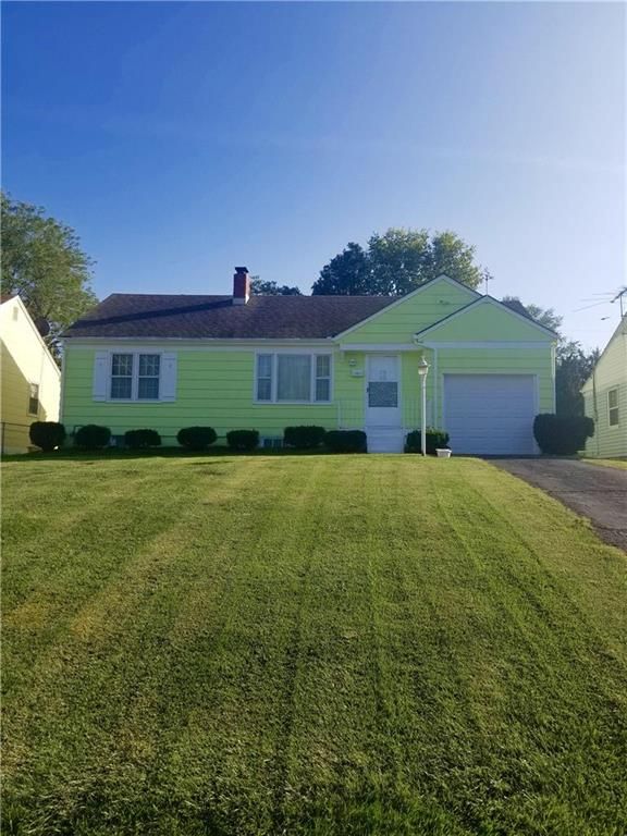1141 E 76th Ter, Kansas City, MO 64131