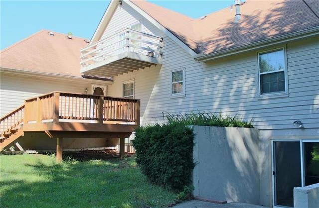 801 NE 114th Ter, Kansas City, MO 64155