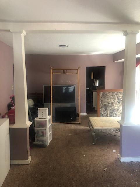 1604 E 42nd St, Kansas City, MO 64110