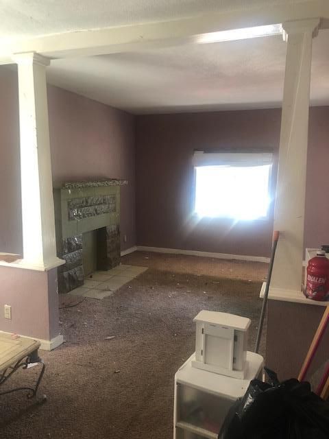 1604 E 42nd St, Kansas City, MO 64110