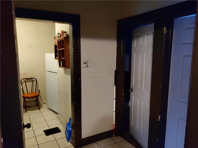 5702 Euclid Ave, Kansas City, MO 64130