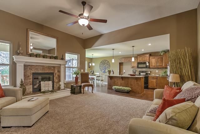 1706 E 127 Ter, Kansas City, MO 64145