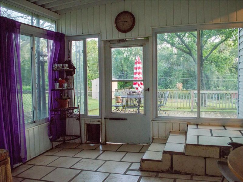 12109 E 52nd Ter, Kansas City, MO 64133