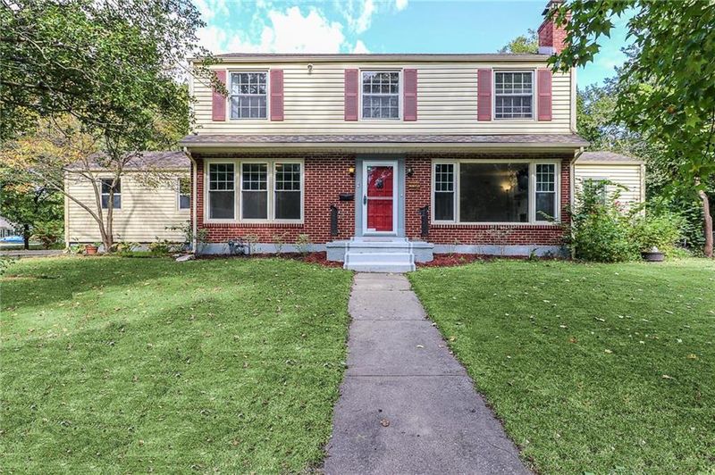 110 E Porte Cimi Pas St, Kansas City, MO 64114