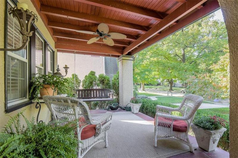 7215 Madison St, Kansas City, MO 64114