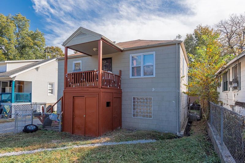 745 Ditman Ave, Kansas City, MO 64125