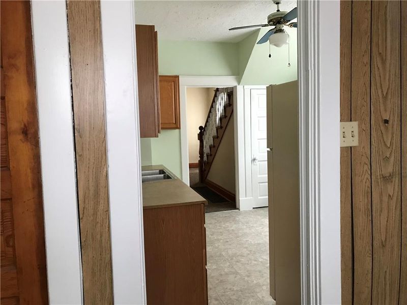 211 N Jackson Ave, Kansas City, MO 64124