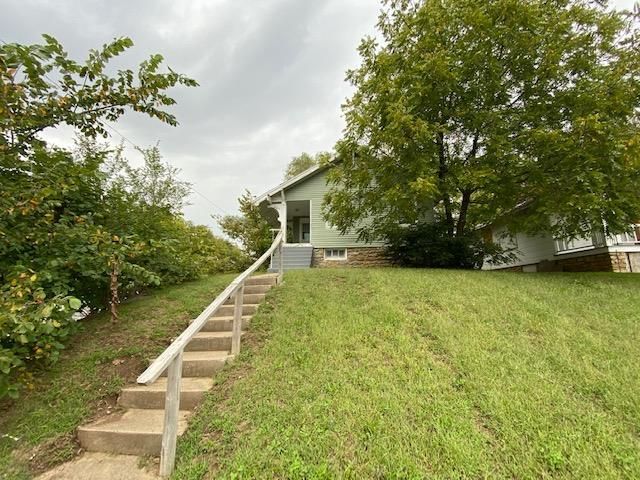 4100 E 53rd St, Kansas City, MO 64130