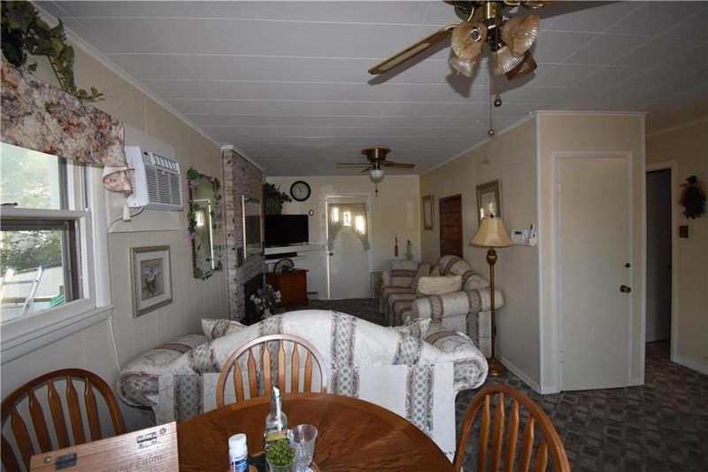 31430 Stonecrest Rd, Warsaw, MO 65355