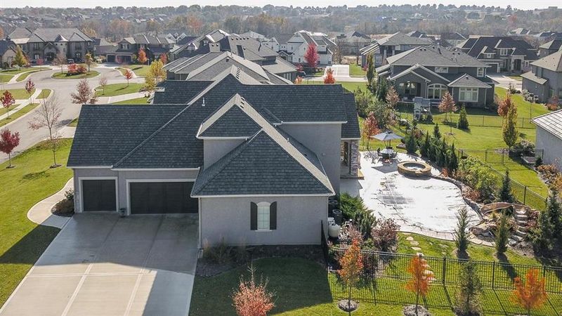 16624 King St, Overland Park, KS 66221