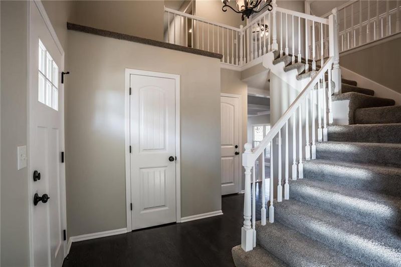11611 Lucille St, Overland Park, KS 66210