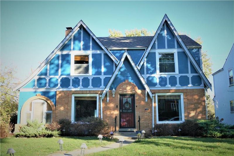 7403 Harrison St, Kansas City, MO 64131