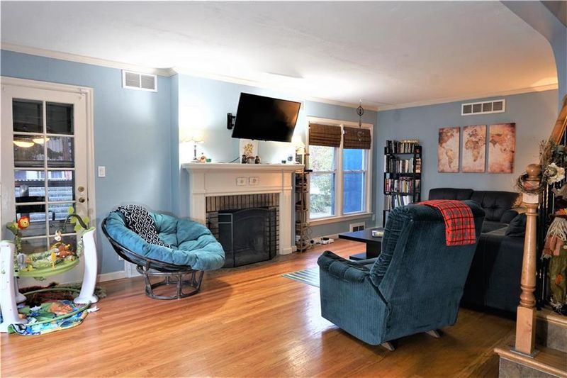 7403 Harrison St, Kansas City, MO 64131