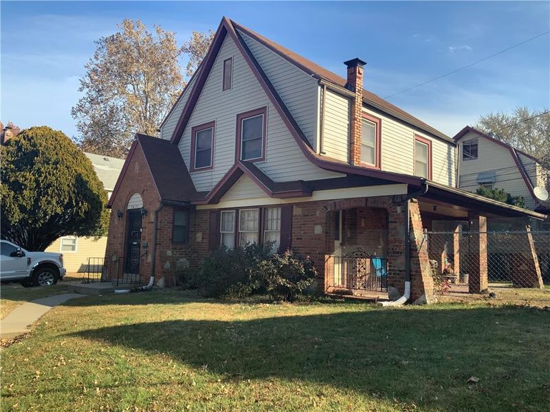 5631 Paseo Blvd, Kansas City, MO 64110
