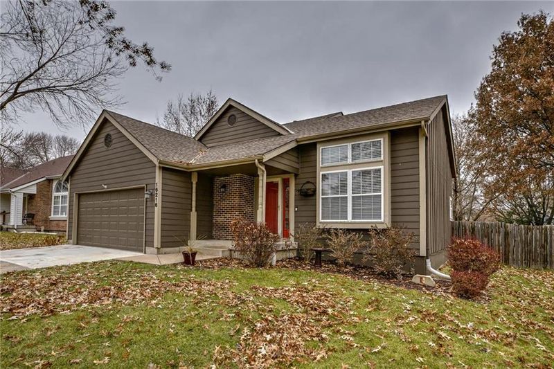 16216 W 132nd St, Olathe, KS 66062