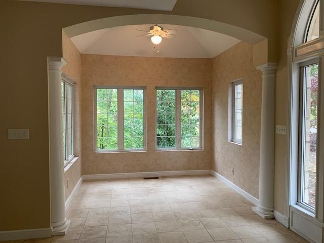 12370 Summit St, Kansas City, MO 64145