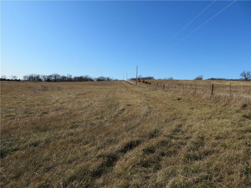 00000 126th St, Mclouth, KS 66054