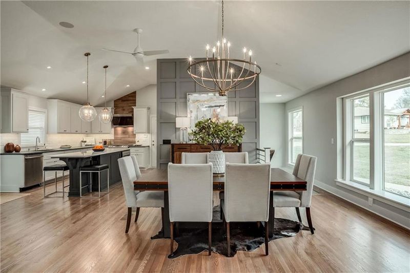 10400 High Dr, Leawood, KS 66206