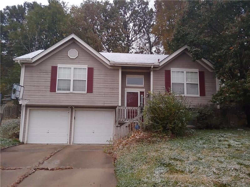 9413 NW 87 Ter, Kansas City, MO 64153