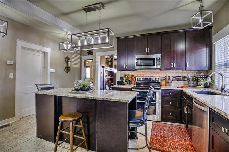 4001 Euclid Ave, Kansas City, MO 64130