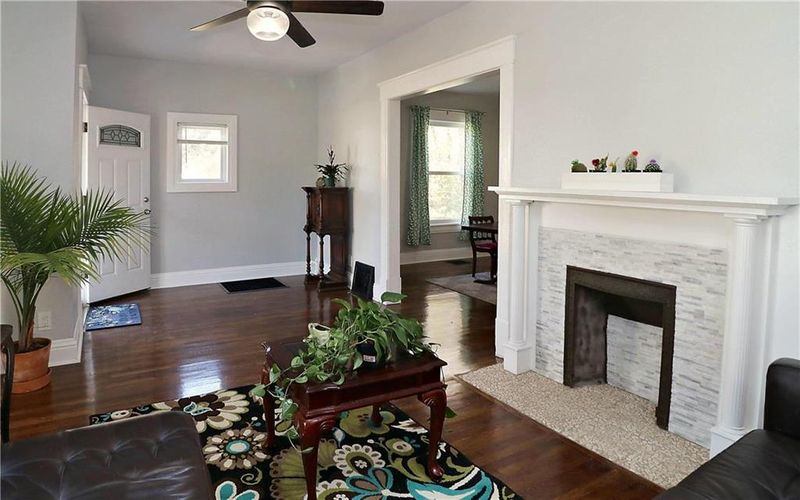 3337 Forest Ave, Kansas City, MO 64109
