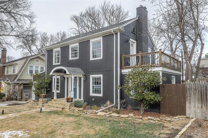 608 W 63rd St, Kansas City, MO 64113