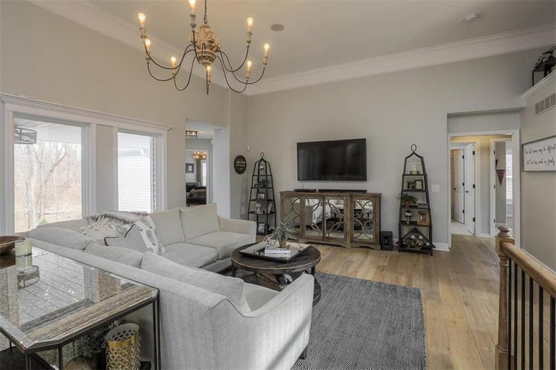 9630 NW Baker Rd, Kansas City, MO 64153