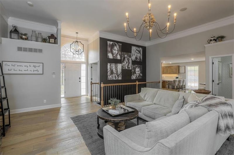 9630 NW Baker Rd, Kansas City, MO 64153