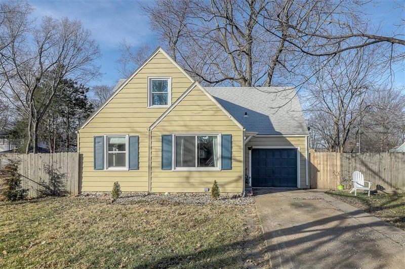 7700 Walnut St, Kansas City, MO 64114