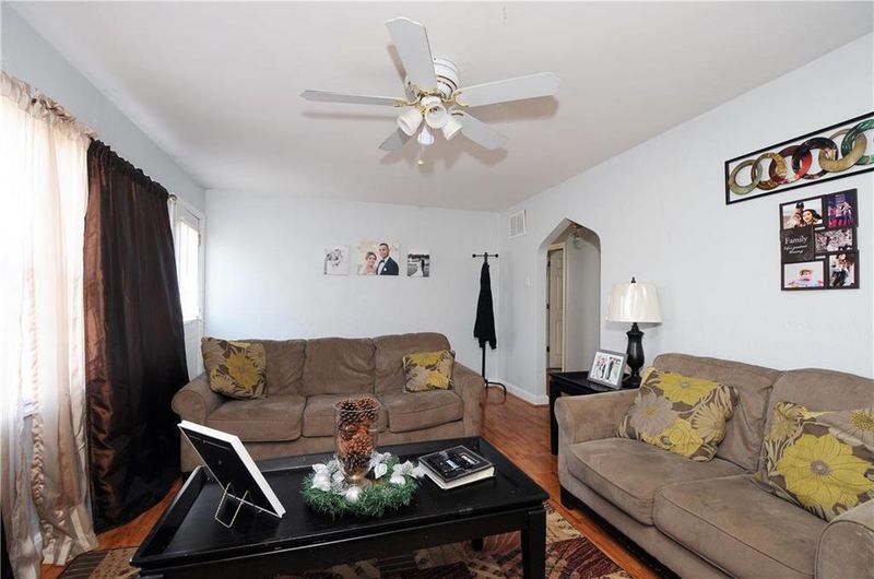 2012 S 10th St, Kansas City, KS 66103