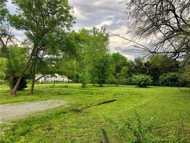 311 S Morrison St, Raymore, MO 64083