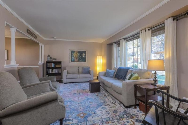 6321 W 67th Ter, Overland Park, KS 66204