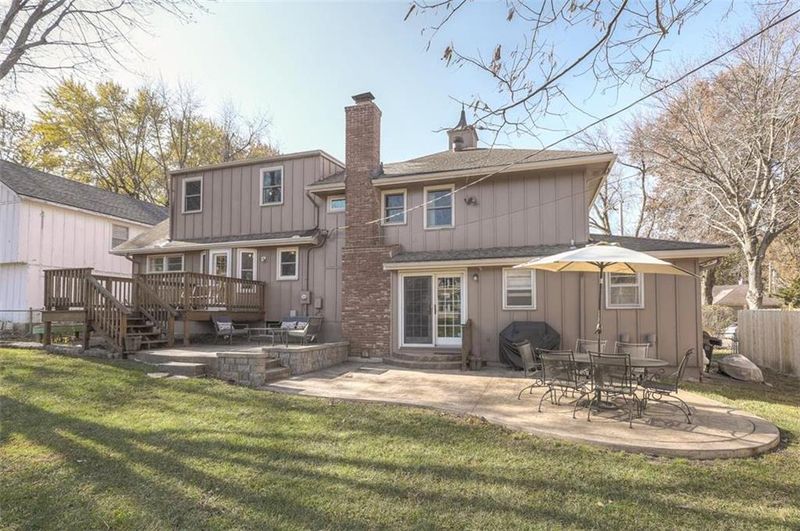 6321 W 67th Ter, Overland Park, KS 66204