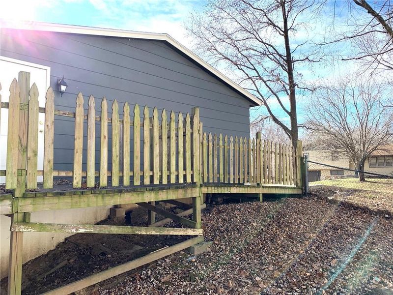 4001 S 31st St, St Joseph, MO 64503