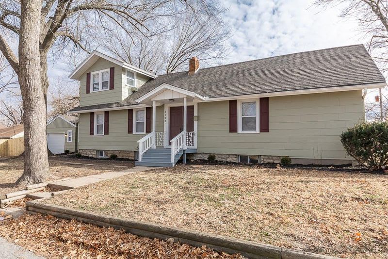 1700 E 72nd St, Kansas City, MO 64131