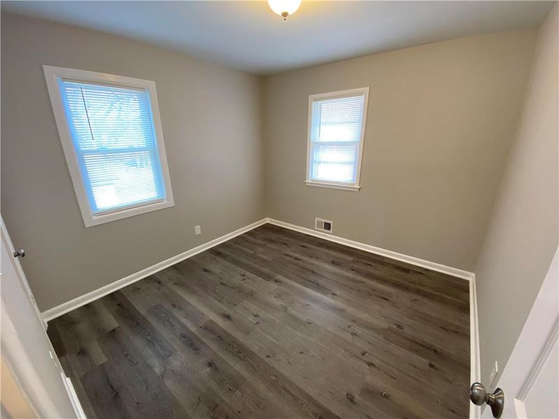 4920 Nieman Rd, Shawnee, KS 66203