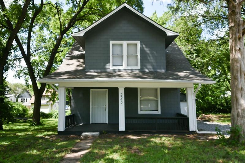 3860 E 59 Ter, Kansas City, MO 64130
