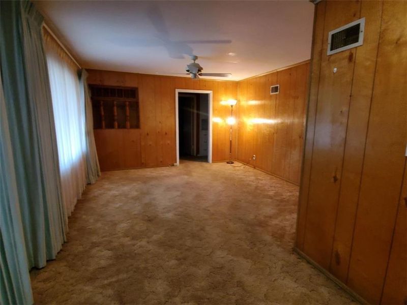 12410 Holmes Rd, Kansas City, MO 64145
