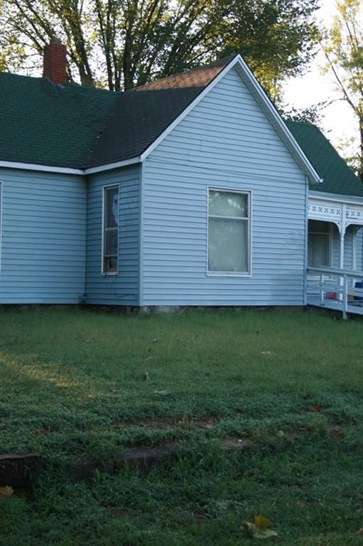 825 S Cedar, Nevada, MO 64772