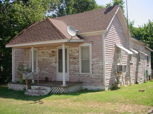 314 N Clay, Nevada, MO 64772