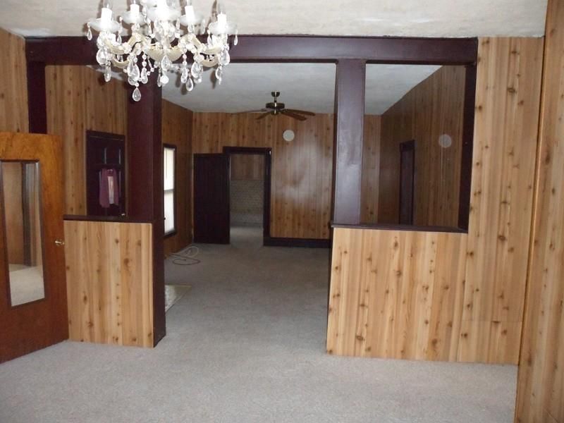 354 E Coats, Harwood, MO 64750